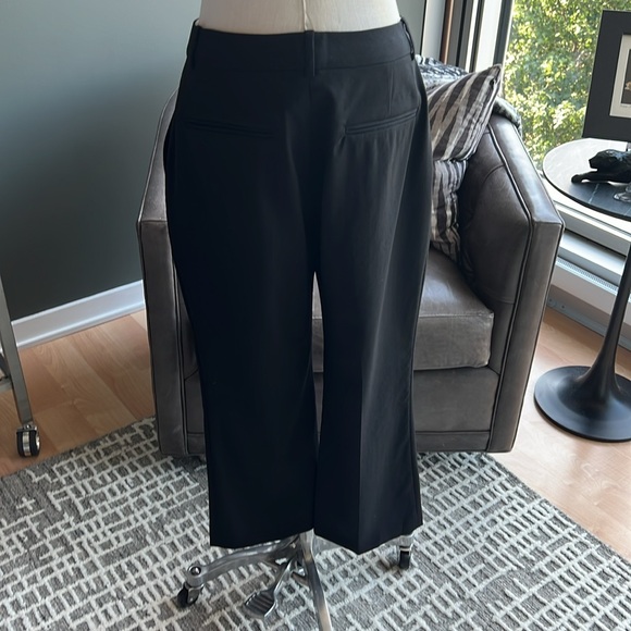 New ALTUZARRA Wool High Rise Cropped Pant in Black Size 40 FR / 8 US - Picture 6 of 11